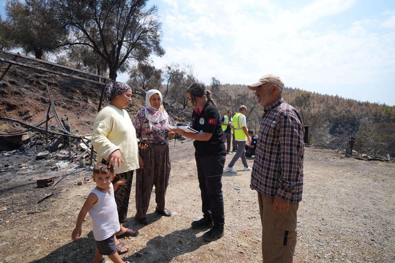 Seydikemer’de Yangın Sonrası Hasar Tespiti Başladı: Muğla Büyükşehir Tüm Birimleriyle Sahada 1